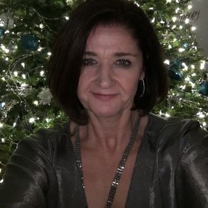 Meet your Posher, Alison